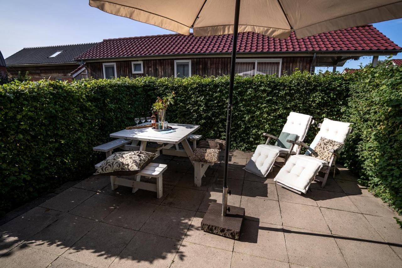 Recreatiepark Tusken De Marren Hotel Akkrum Kültér fotó